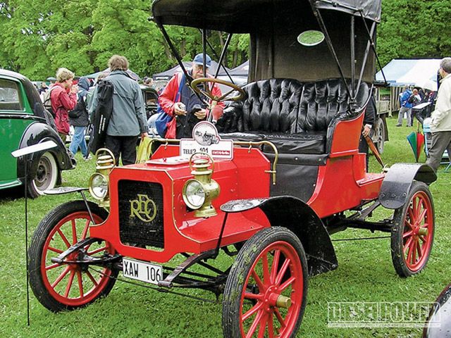 Reo Water truck 4X6