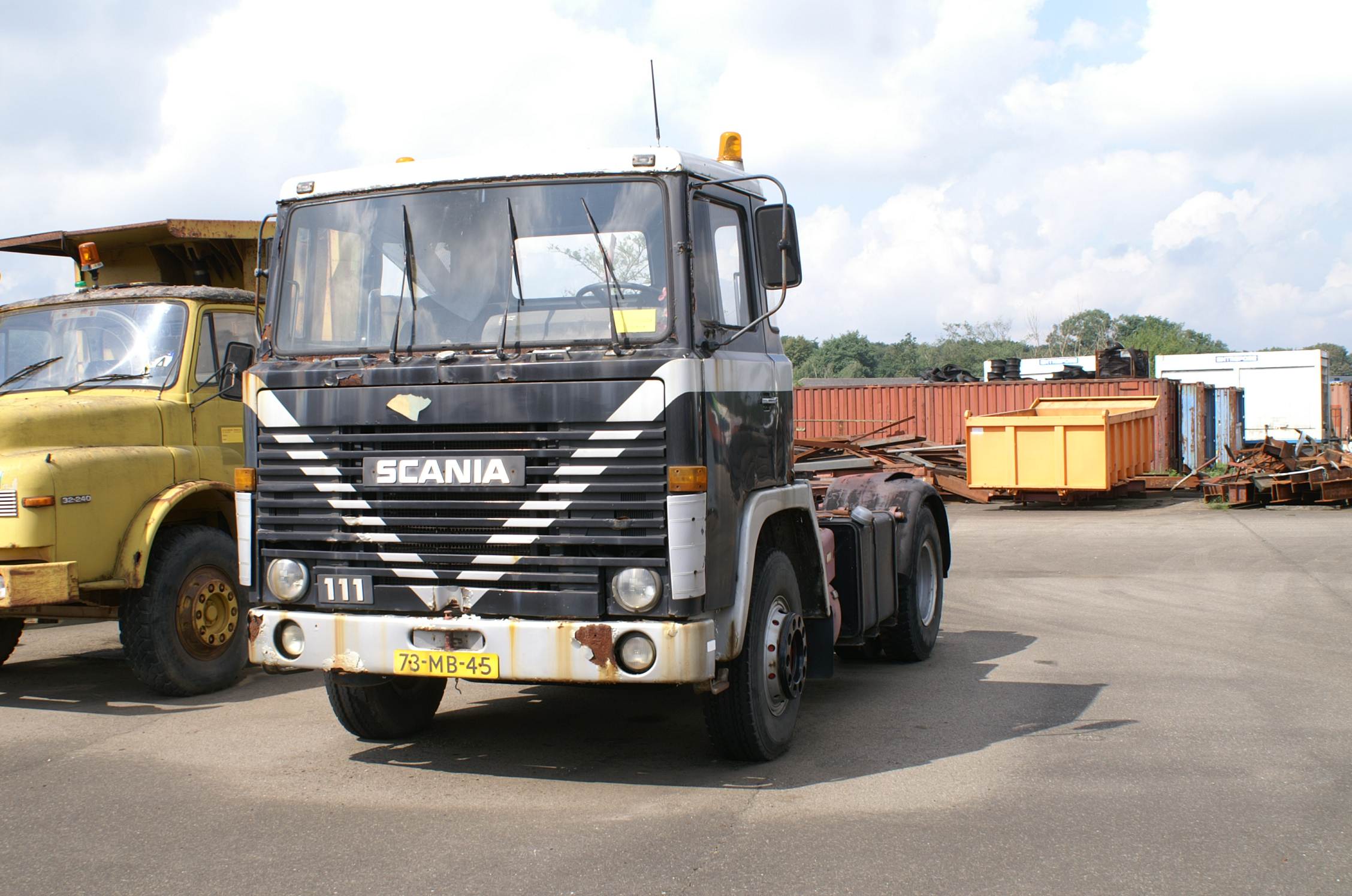 Scania LB 111