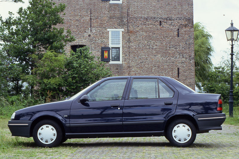 Renault 19 TR