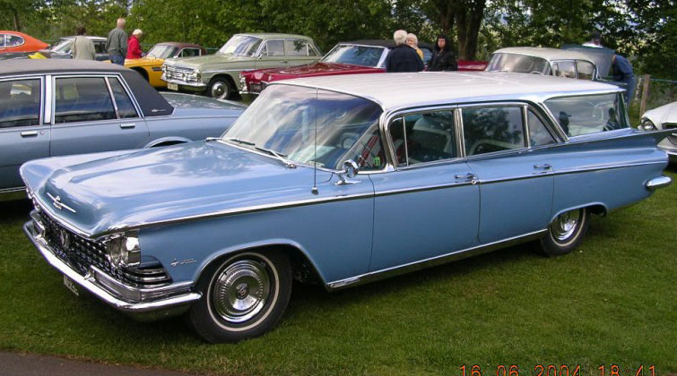 Buick Invicta Estate