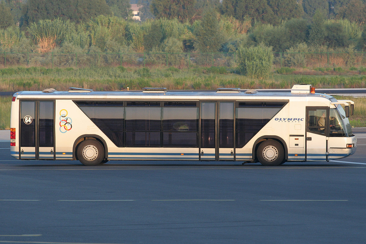 Neoplan Cobus