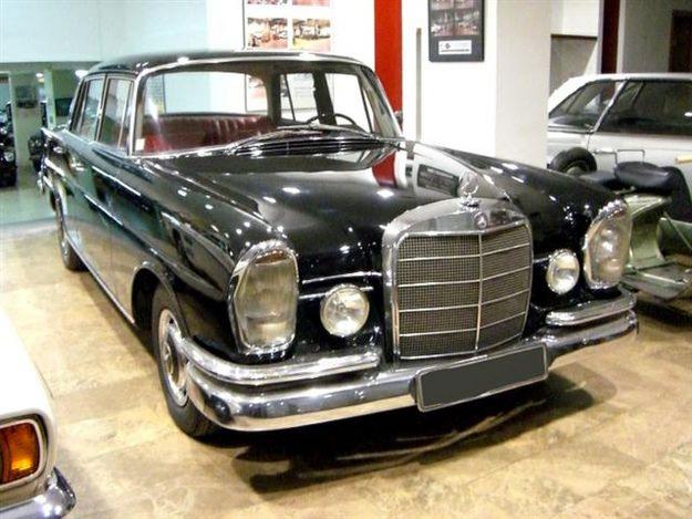 Mercedes-Benz 220 S