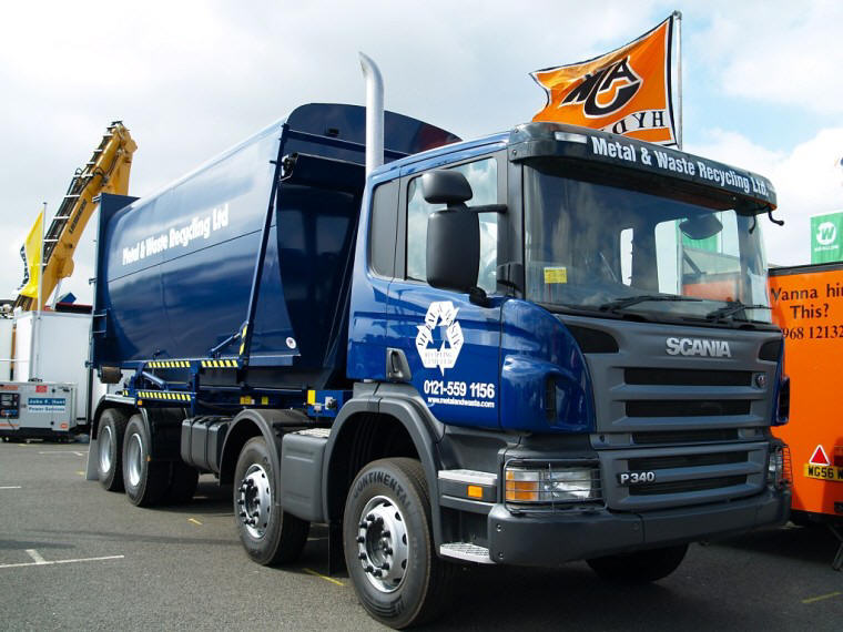 Scania P340 114L