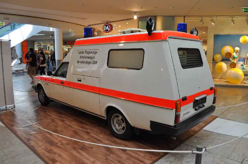 Volvo 265 Ambulance