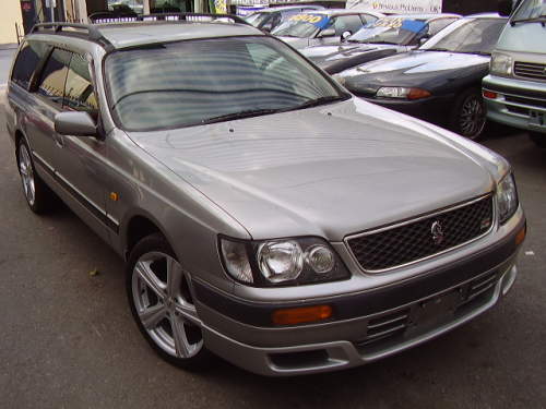 Nissan Stagea RS FOUR