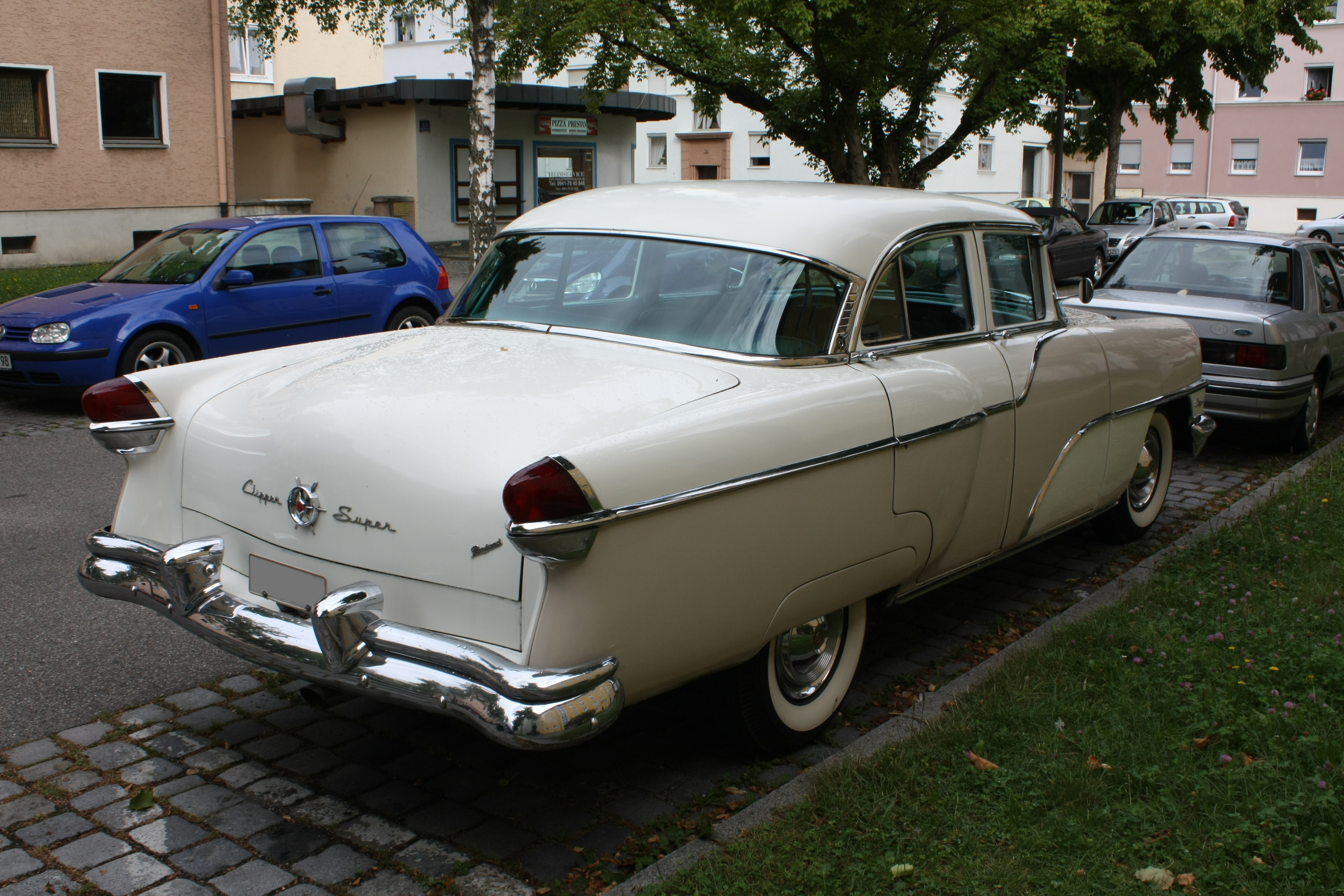 Packard Clipper