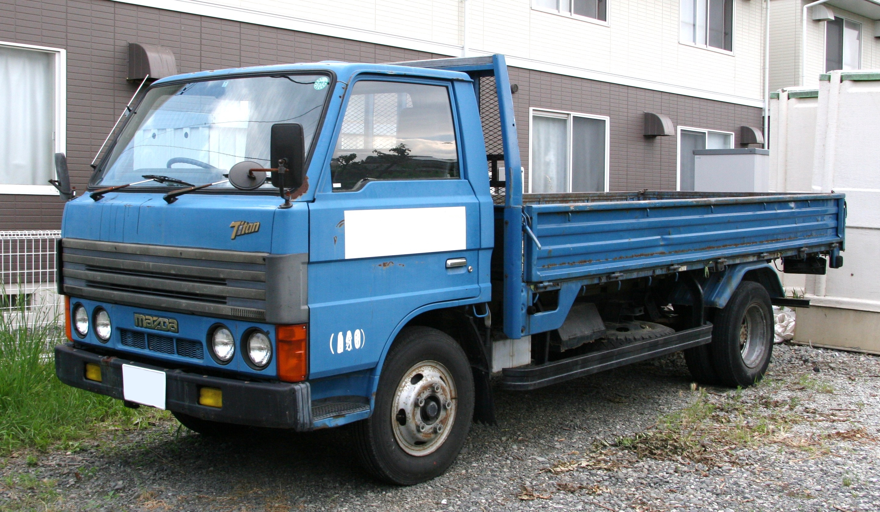 Mazda Titan Cab