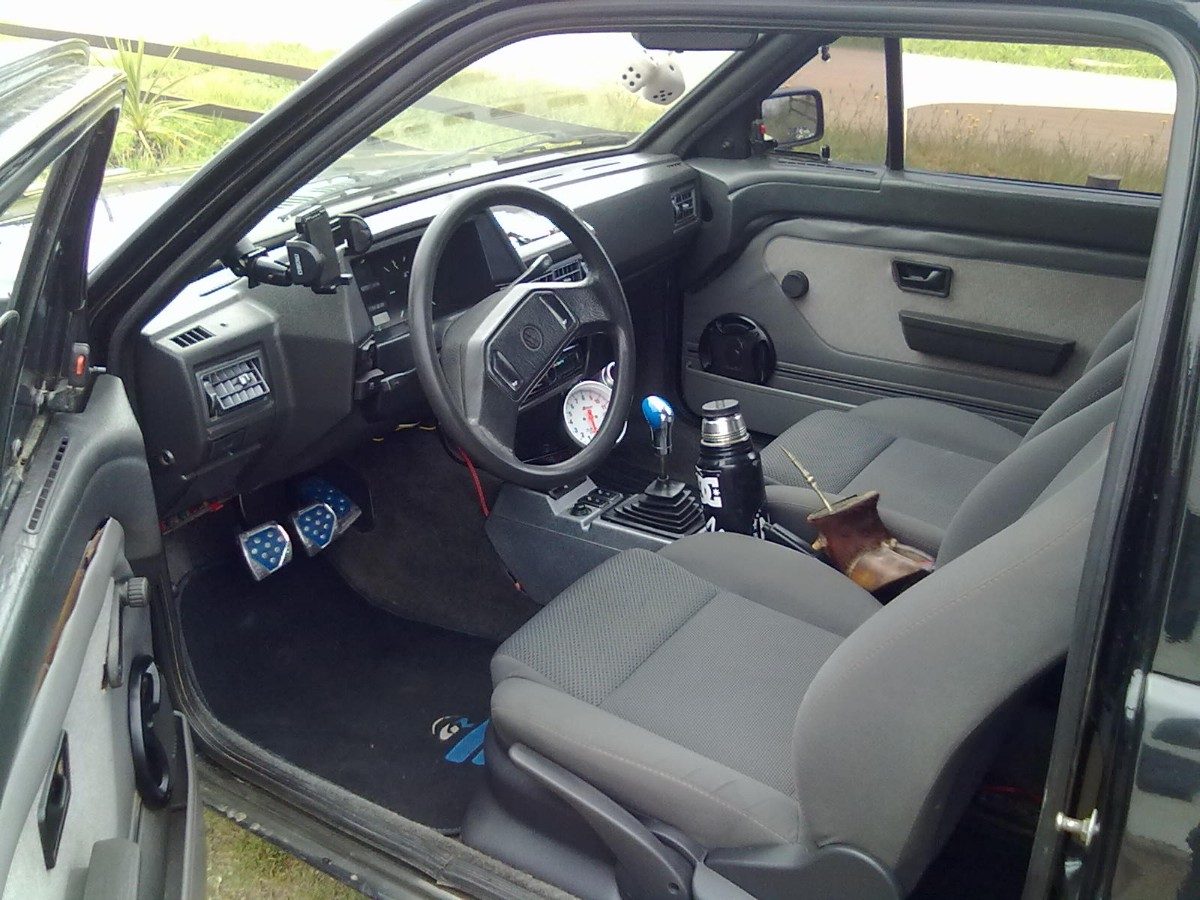 Volkswagen Gol CL 18