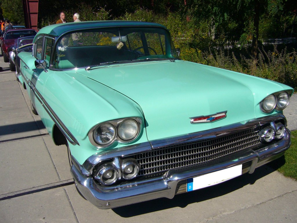 Chevrolet Special Deluxe Fleetline Town Sedan