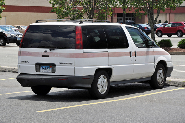 Chevrolet Lumina van