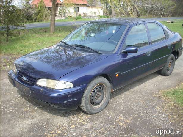 Ford Mondeo 18 TD