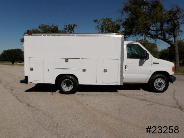 Ford E-350 Power Stroke Diesel