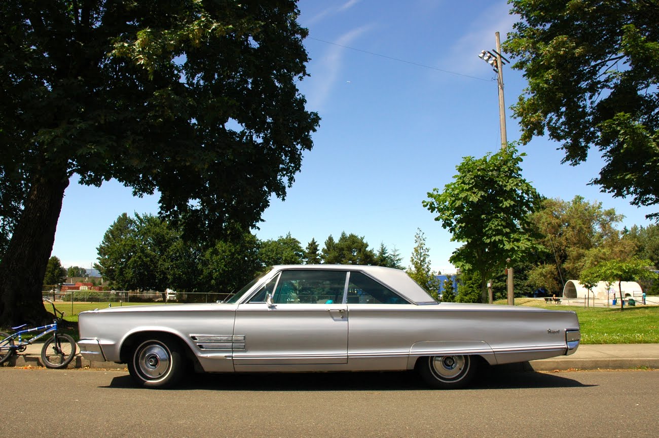 Chrysler Series 66 coupe