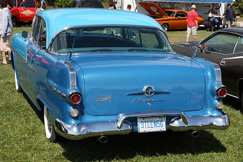 Pontiac Chieftain 870 4dr