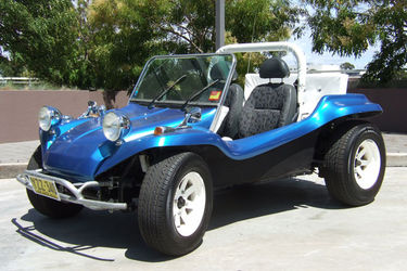 blue beach buggy