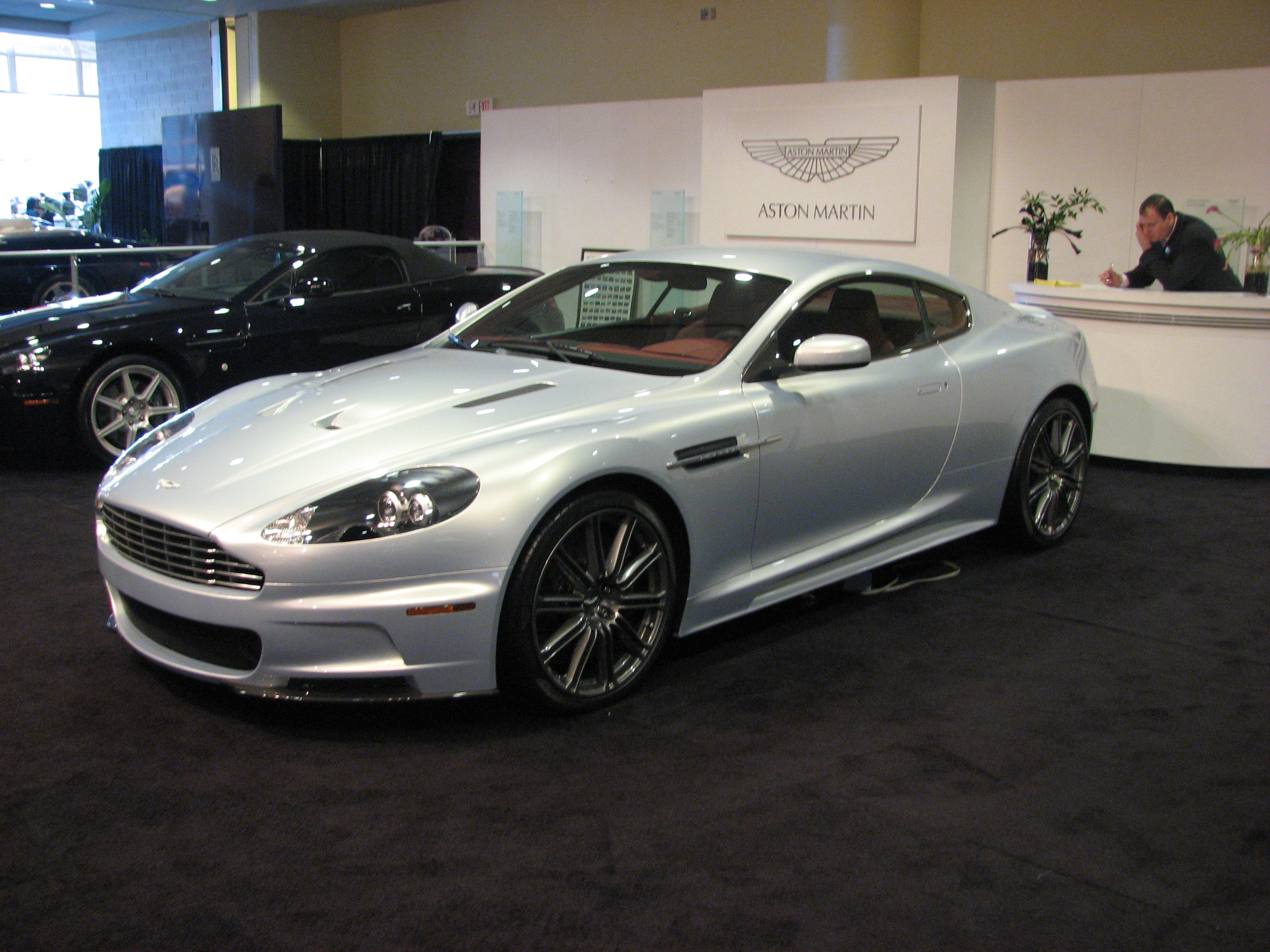 Aston Martin DBS