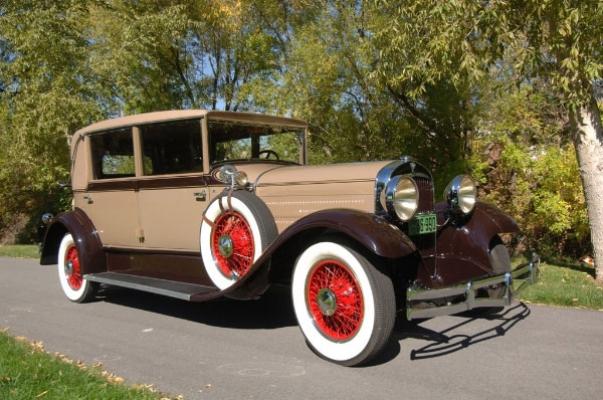 Hudson Model 93 sedan