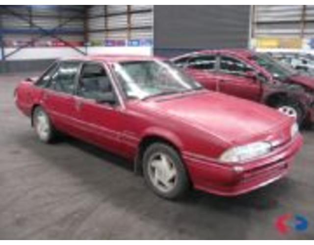 Holden Commodore Acclaim 38 V6 VX