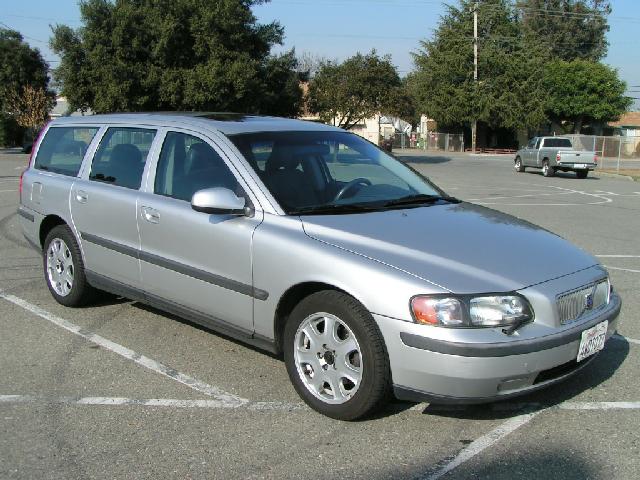 Volvo V70 24T