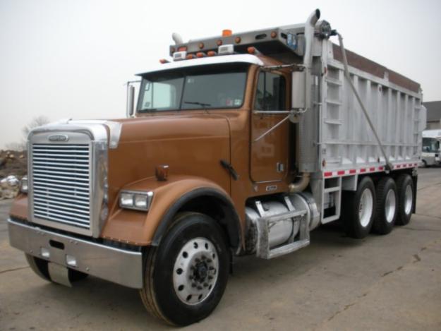 Freightliner FLD Dump