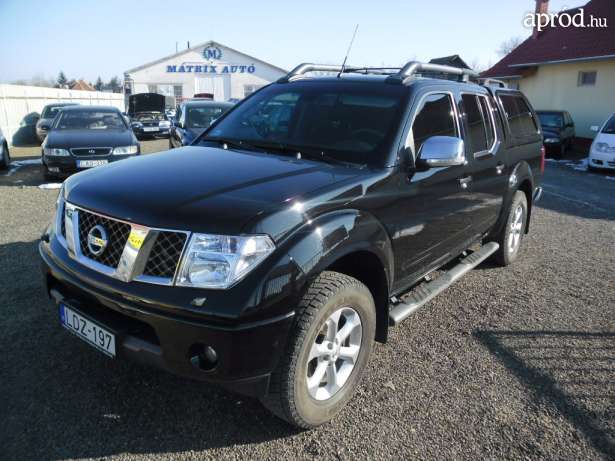 Nissan Navara 25 XE