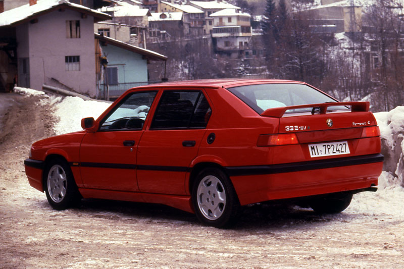 Alfa Romeo 33 17 16V