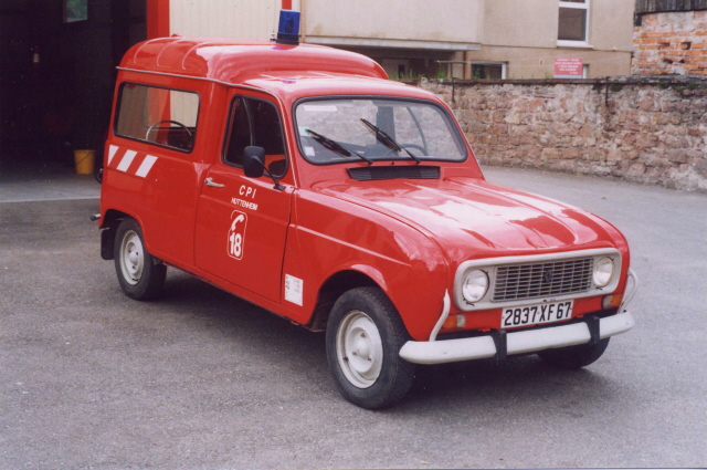 Renault 4 F4