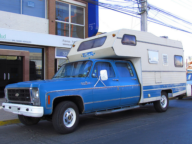 Chevrolet C-20 Custom Deluxe