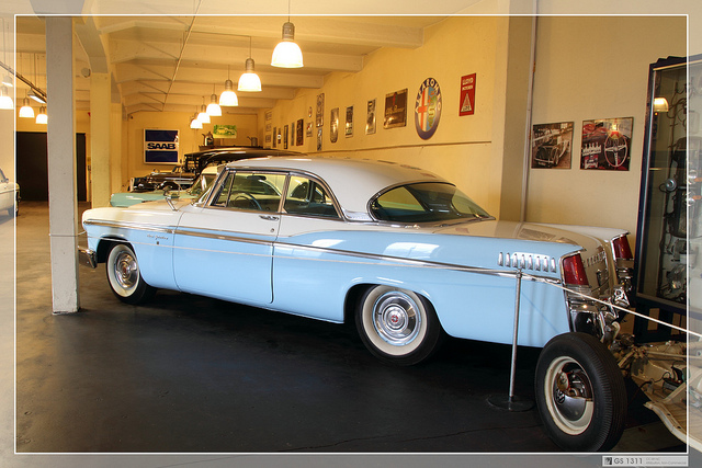 Chrysler New Yorker Newport