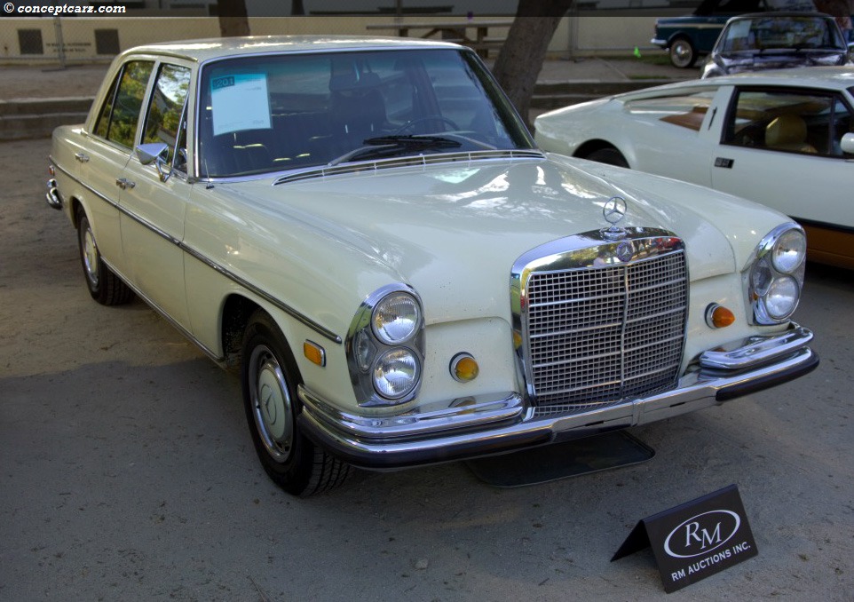 Mercedes Benz 280SE