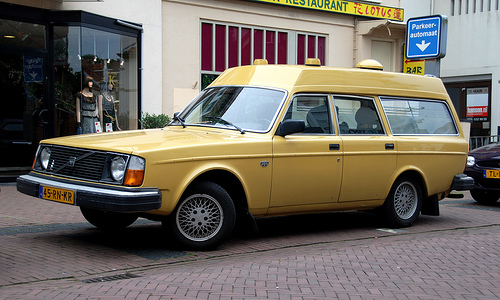 Volvo 245 DL