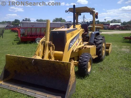 John Deere 210LE Tractor