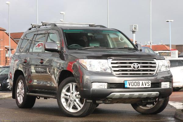 Toyota Land Cruiser 47L V8