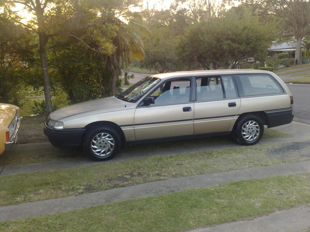 Holden Camira SLX 20i Wagon