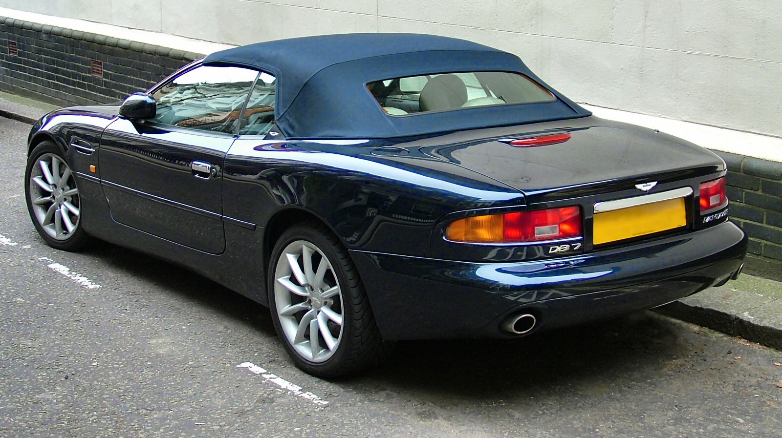 Aston Martin DB7 Vantage