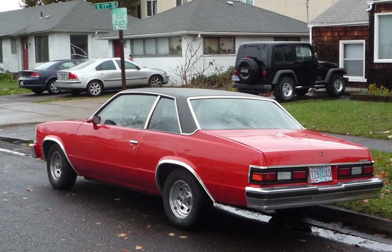 Chevrolet Chevelle Malibu Classic 4dr Colonnade Sedan