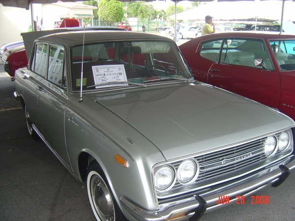 Toyota Corona RT43 Sedan