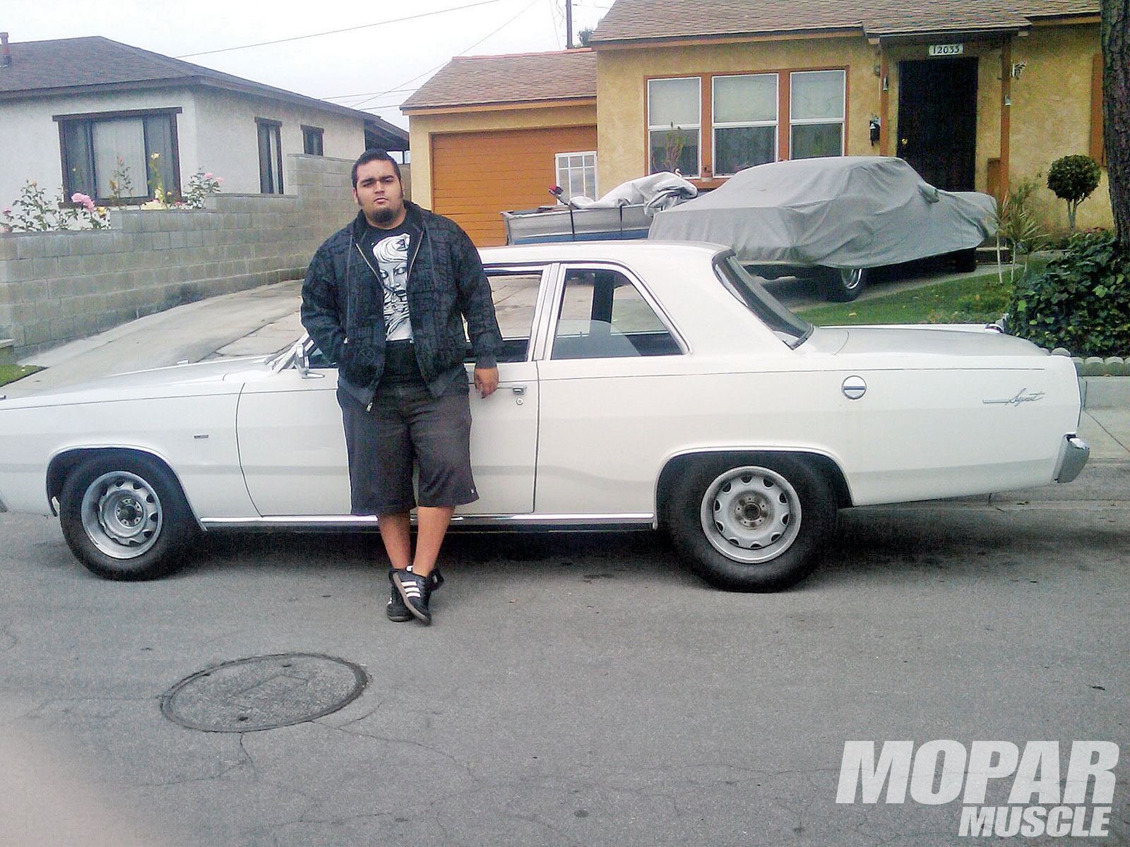 Plymouth Valiant Signet