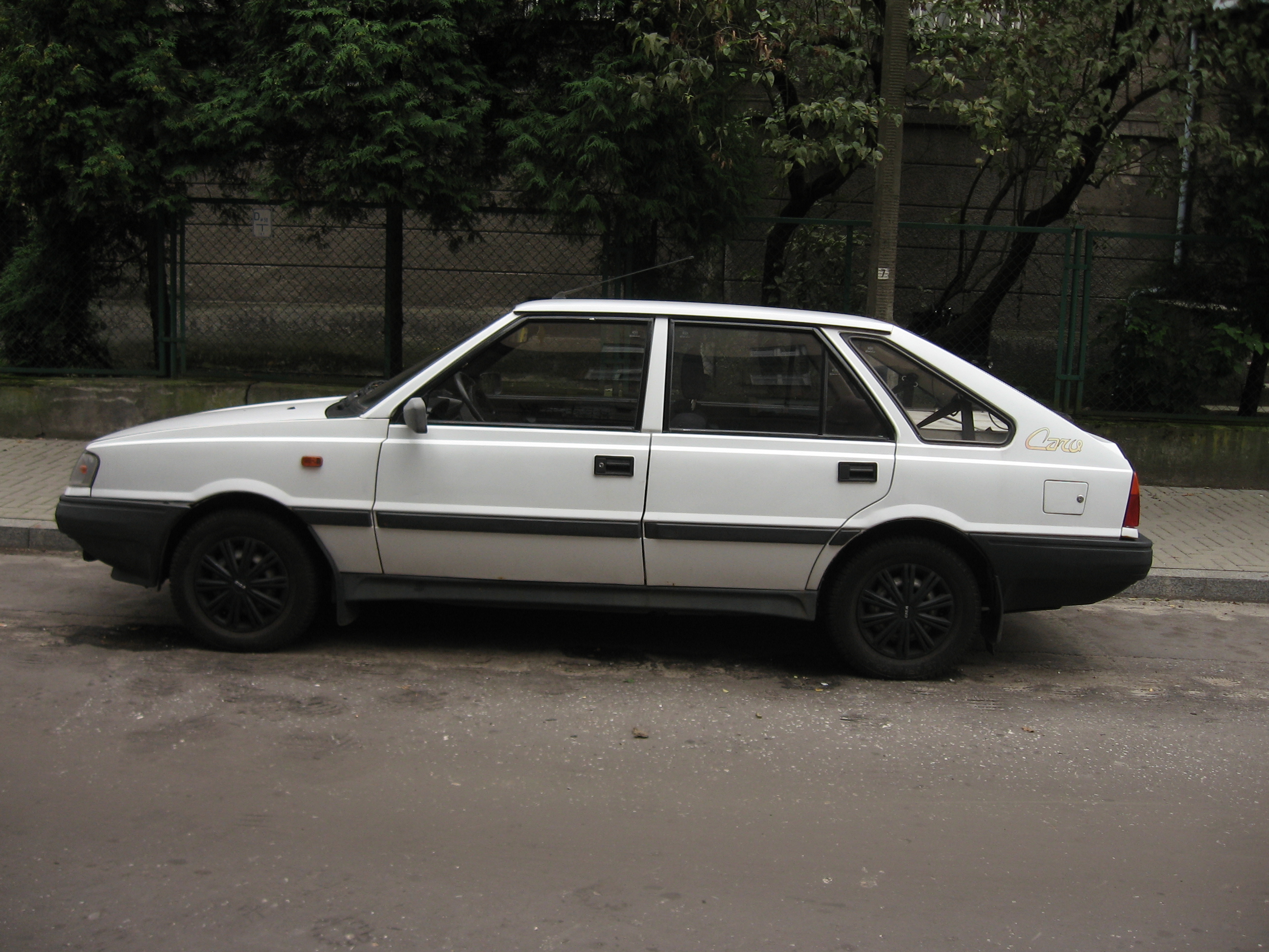 FSO Polonez Caro