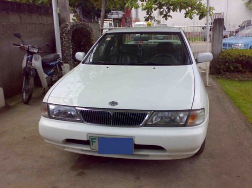 Nissan Sentra V16 16 EX Saloon