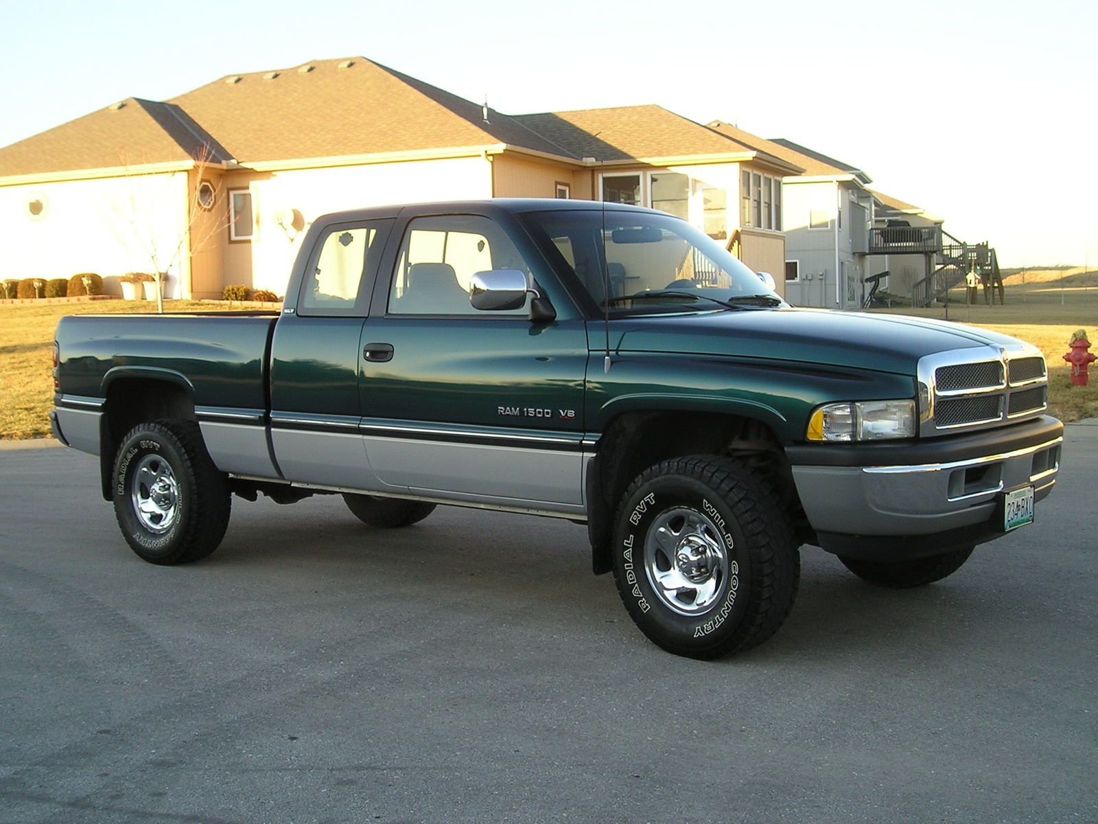 Dodge RAM 1500 V8