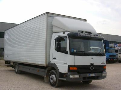 Mercedes-Benz Atego 818