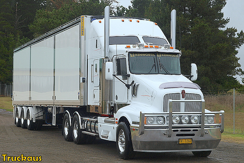 Kenworth T604