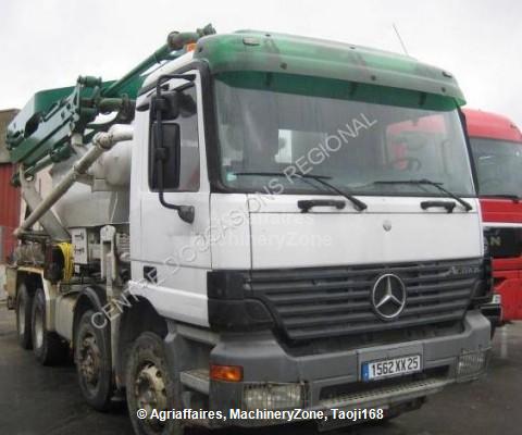 Mercedes-Benz Actros 3235