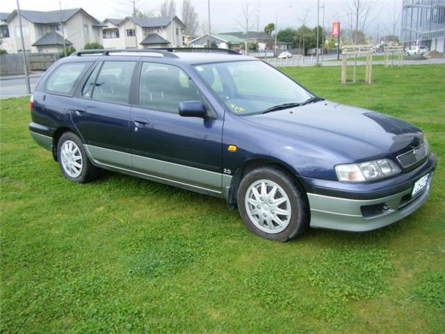 Nissan Primera Hyper CVT M6