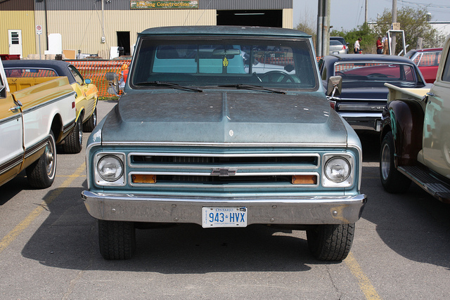 Chevrolet C-10 Stepside Pickup