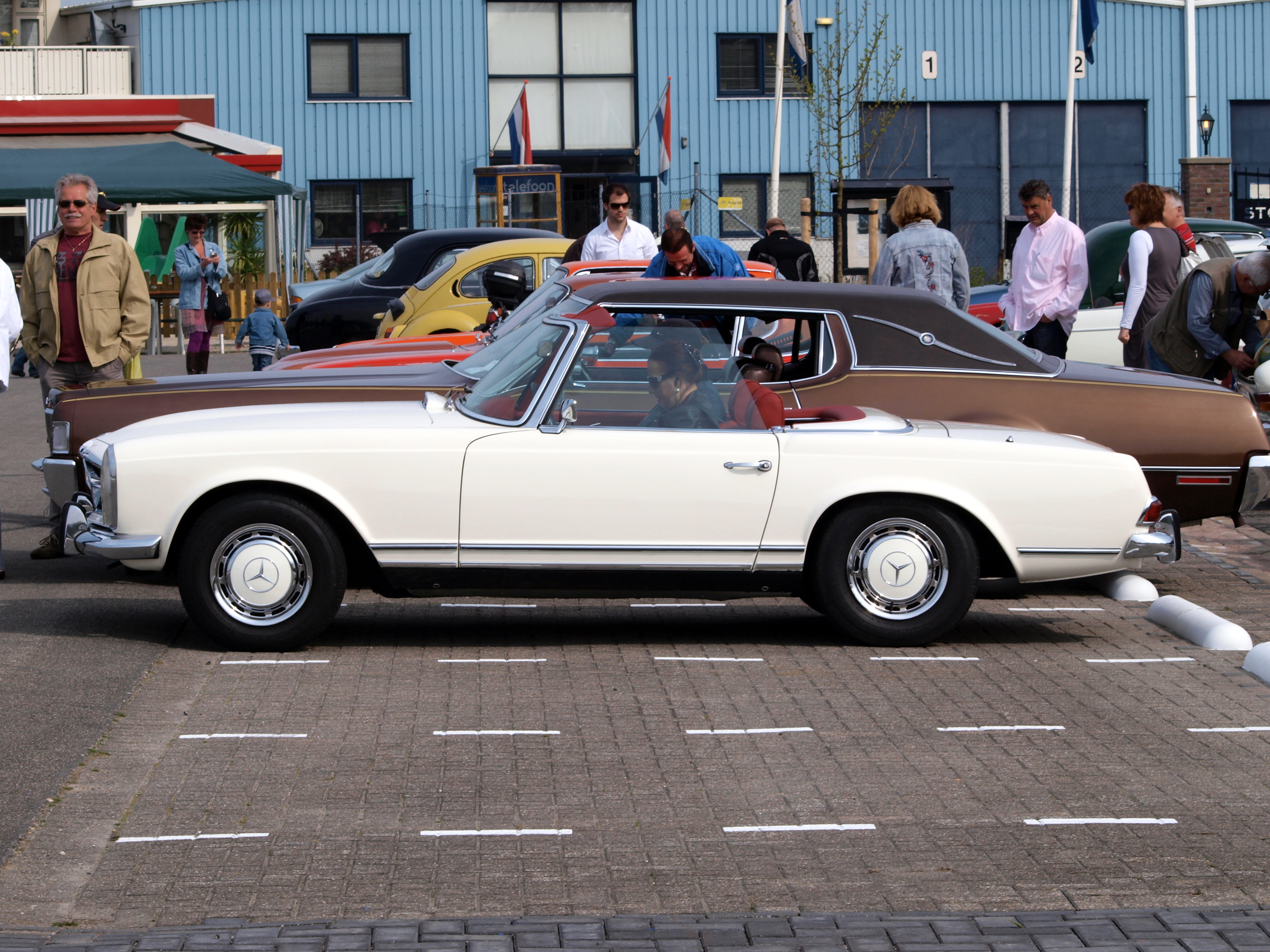 Mercedes-Benz 280 SL AUTOMATIC