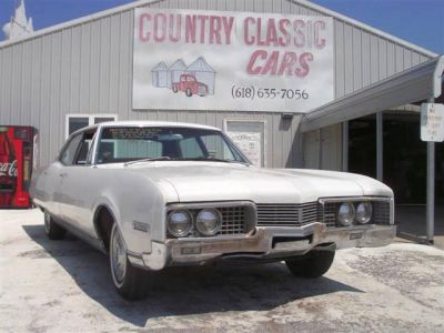 Oldsmobile 98 4dr