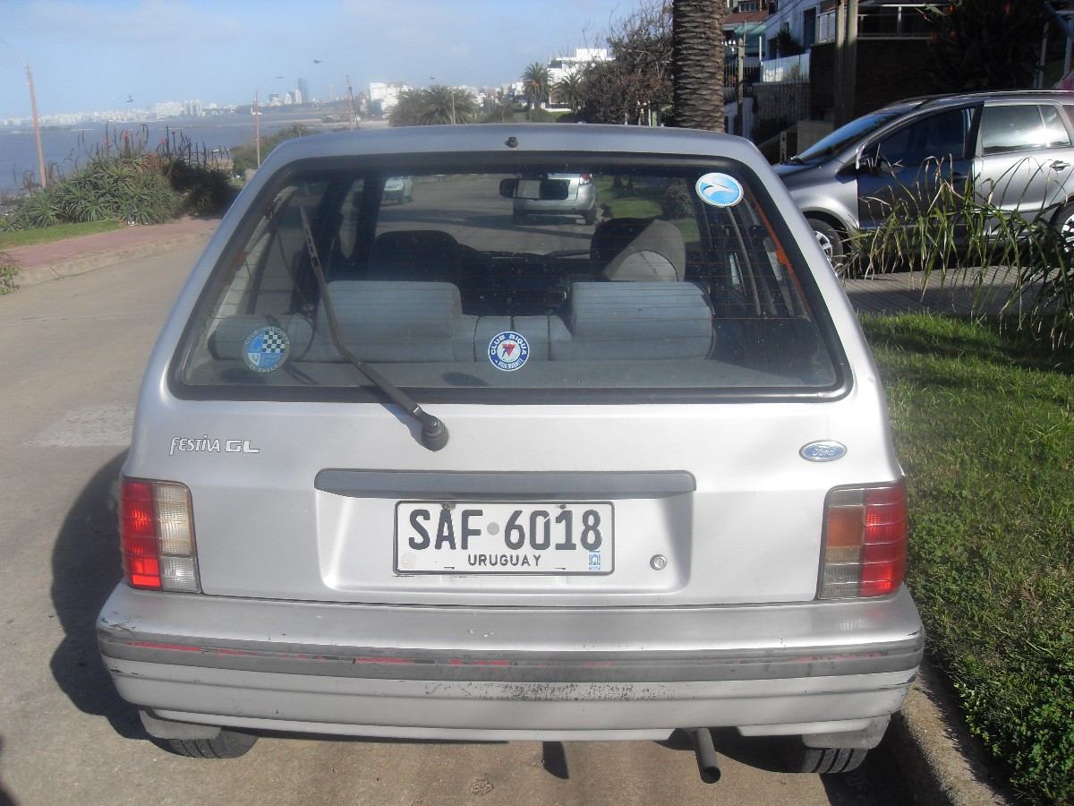 Ford Festiva 13 GL