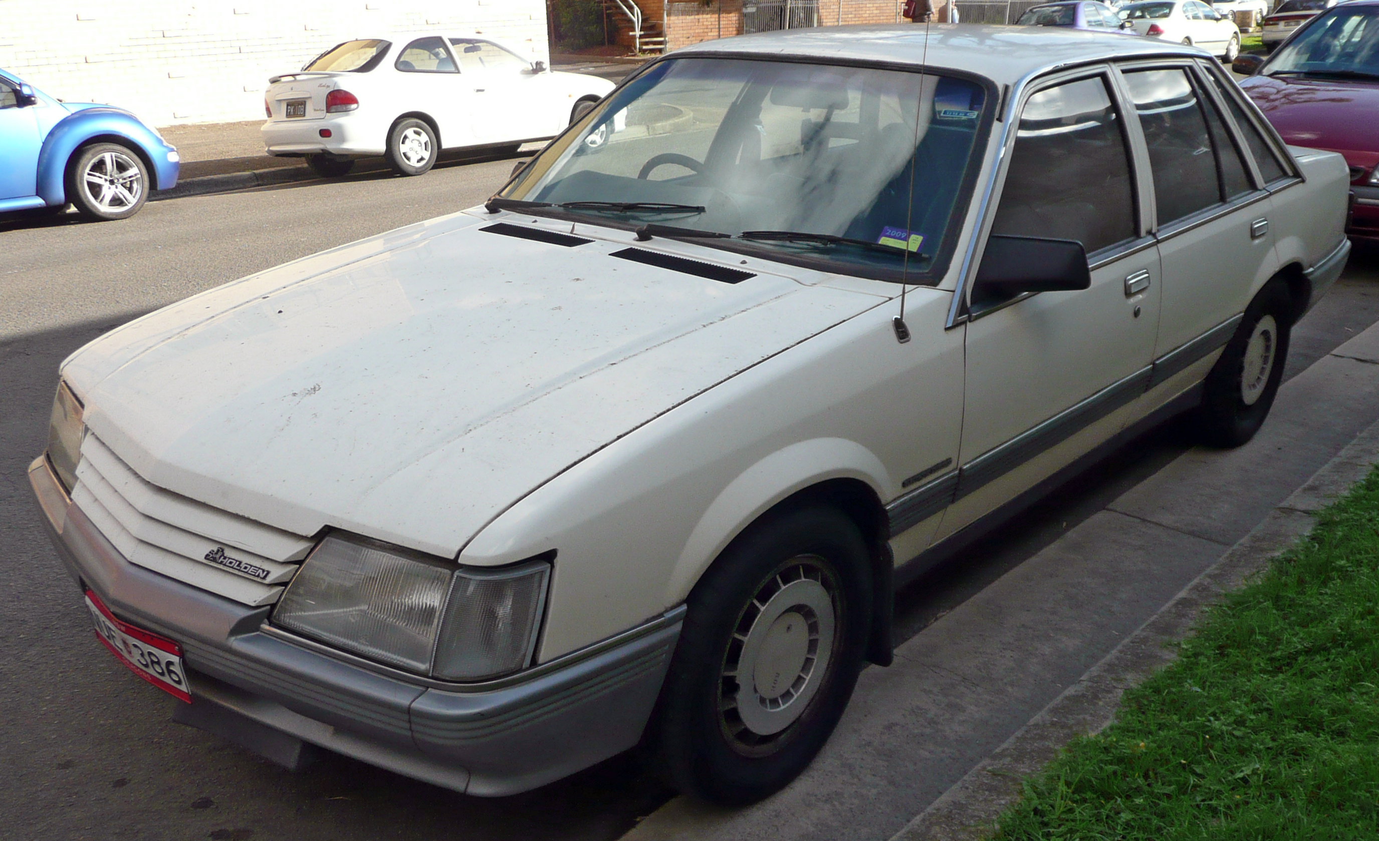 Holden Commodore Berlina VK